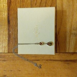 Lenox Glass flower necklace